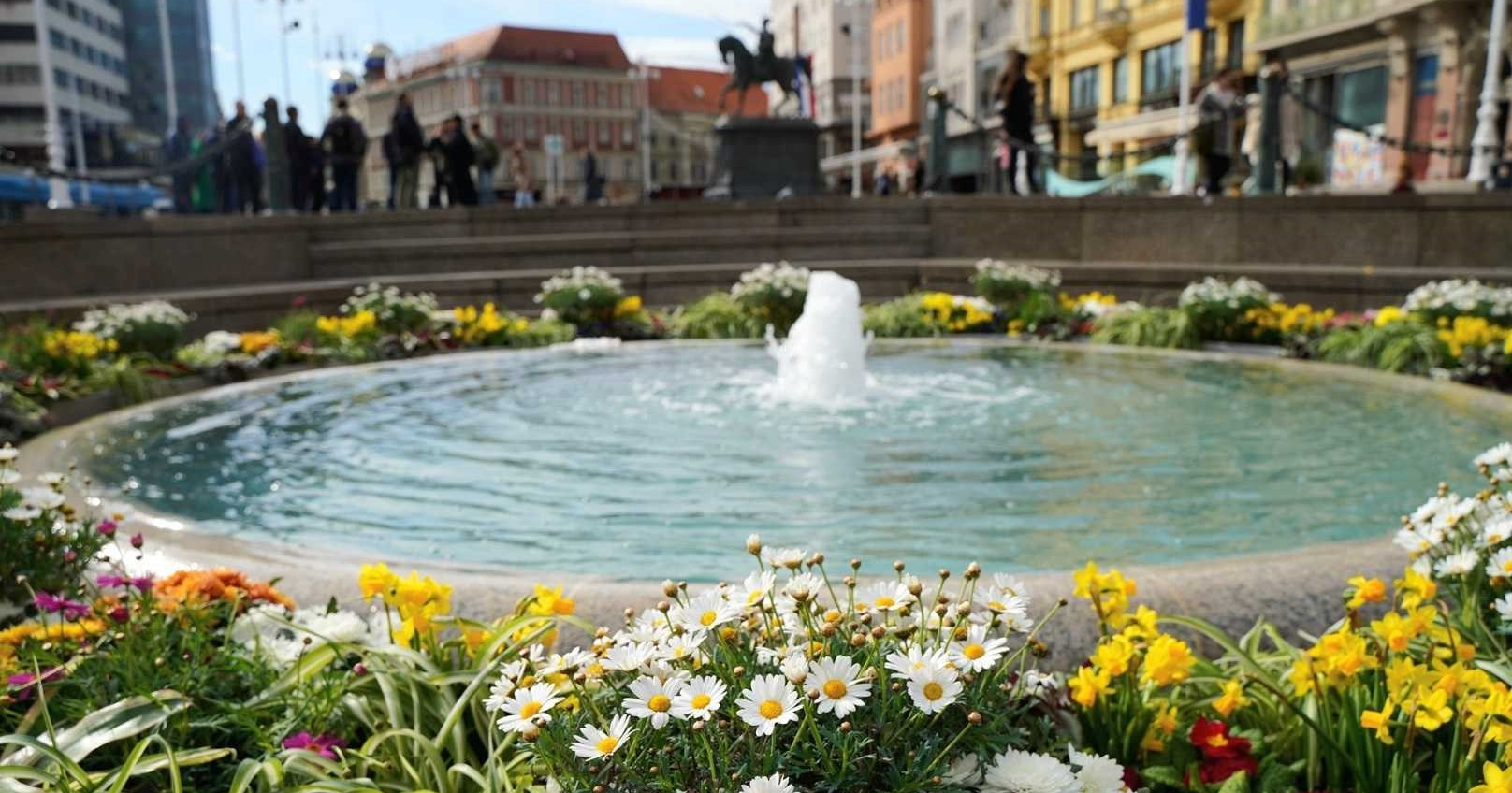 Manduševac u proljetnom izdanju oduševio prolaznike u centru Zagreba
