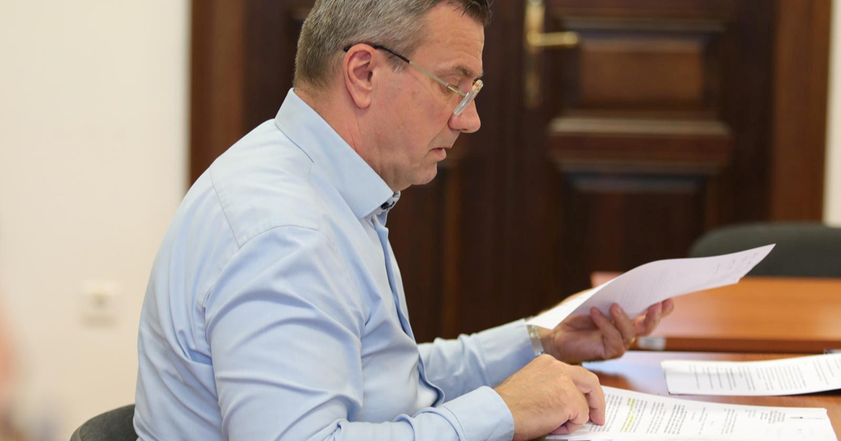 Vještak na suđenju Dekaniću: Aktivirali su se senzori na tri sjedala u autu