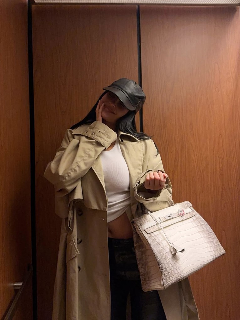 Kylie Jenner je pokušala biti neupadljiva, ali papreno skupa torba ju je odala