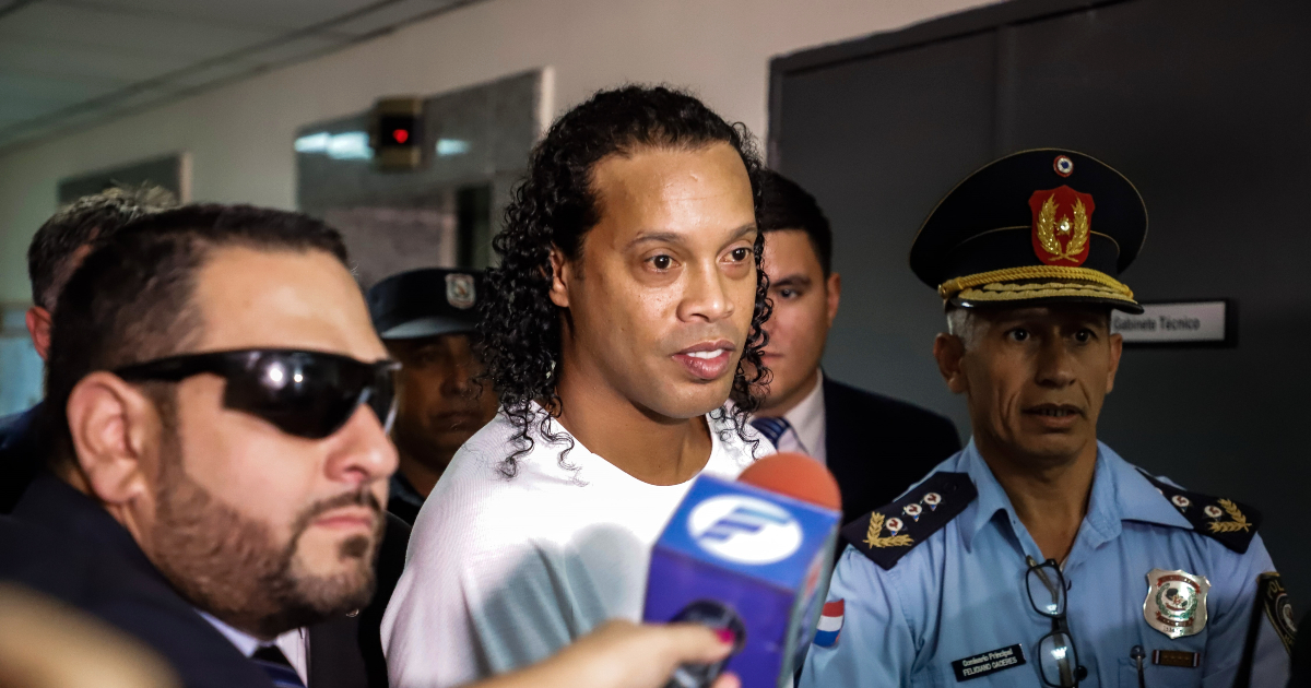 Ronaldinho ipak uhićen u Paragvaju, prijeti mu pet godina zatvora