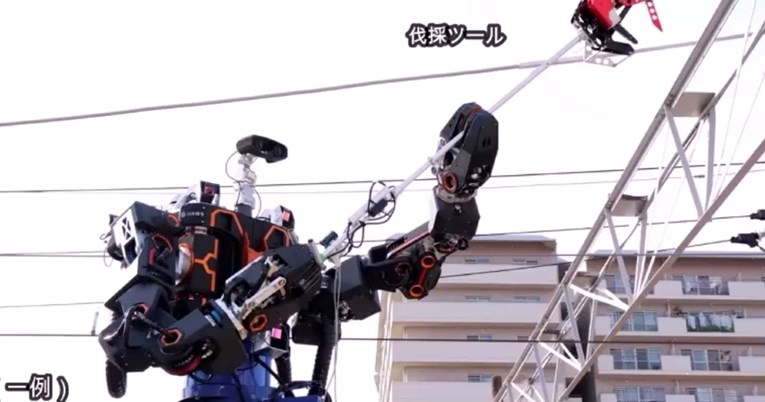 Kao u Transformerima: U Japanu koriste usluge ogromnog robota