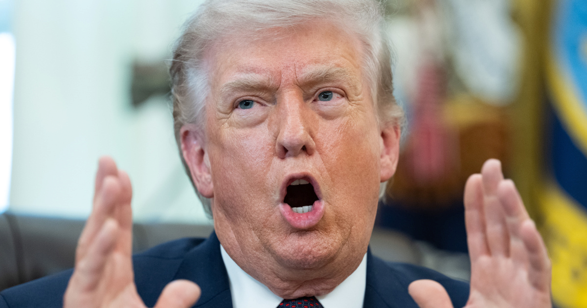 Trump: Rušenje F-15 neće utjecati na pregovore. U ratu smo