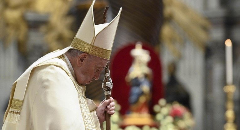 Reuters: Smrt Benedikta XVI. će olakšati papi Franji odluku o umirovljenju
