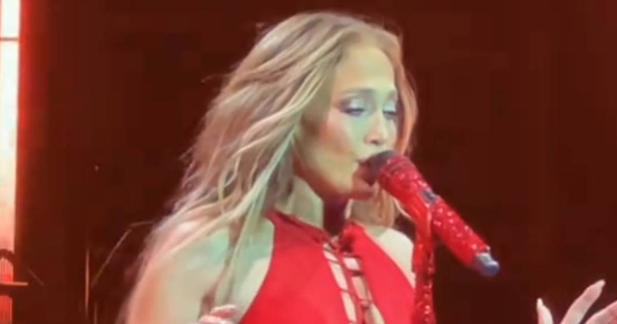Jennifer Lopez se ozlijedila na pozornici, ljudi hvale njezinu reakciju