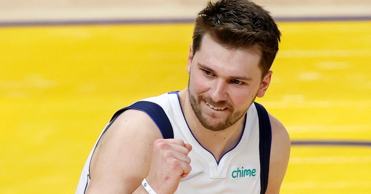 VIDEO Zbog Dončićeve finte igrač Clevelanda ostao je izgubljen u vremenu i prostoru