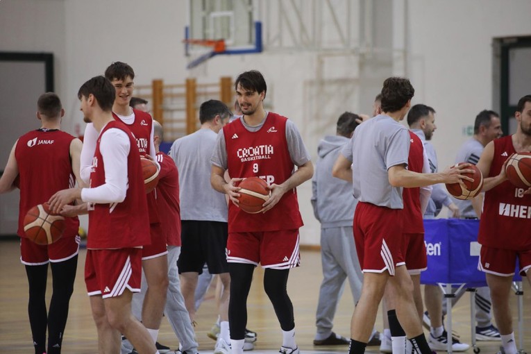 Mijatović objavio popis hrvatskih košarkaša za kvalifikacijske utakmice za SP