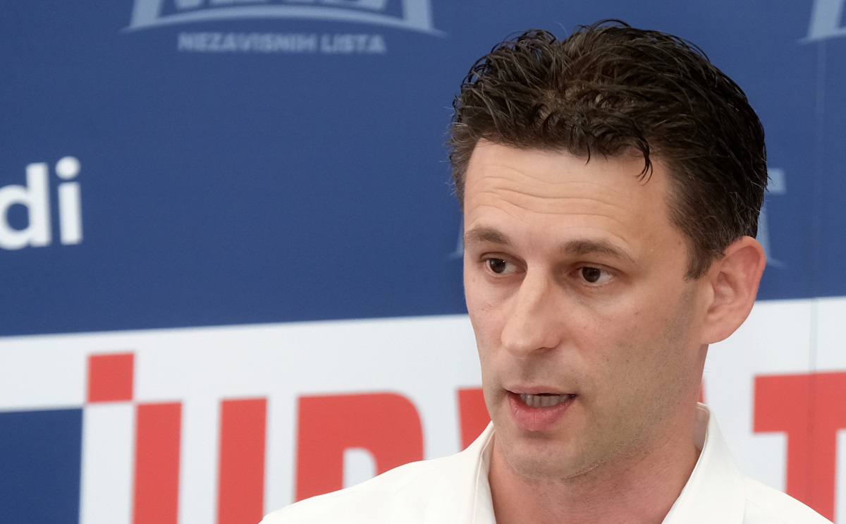 Petrov: Hitno uvesti elektroničko ili dopisno glasanje na izborima