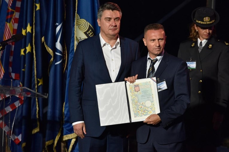 General Jelić o odlikovanju: Milanović je povukao državnički potez