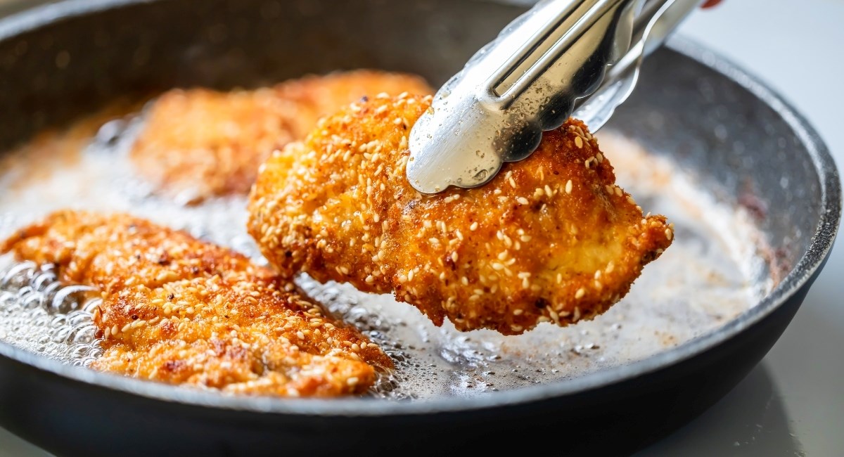 Pohate više tura mesa u istom ulju? Evo što kaže stručnjak i kada je to opasno