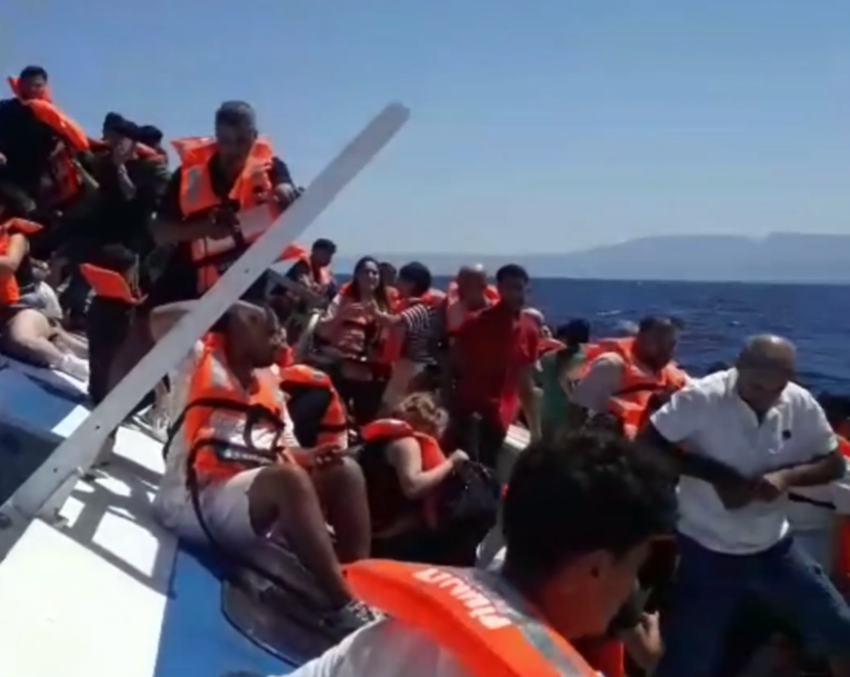 VIDEO Kod Cipra se prevrnuo brod s preko 260 ljudi. Najmanje sedmero mrtvih