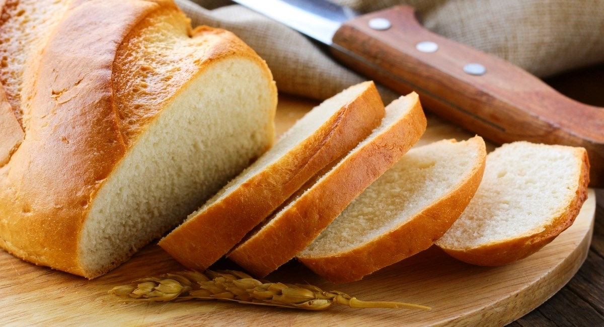 Ostalo vam je starog kruha? Znamo kako da ga oživite - ponovno će biti svjež