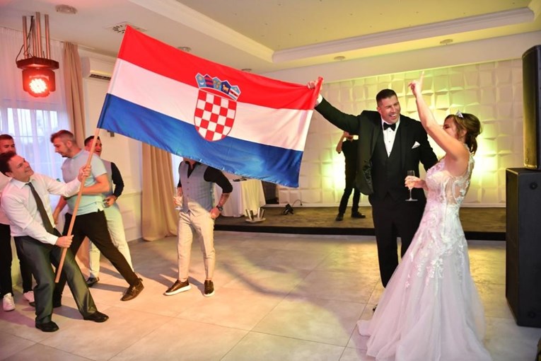 Američki nogometaš porijeklom iz Hrvatske vjenčao se s lijepom Kristinom u Zadru