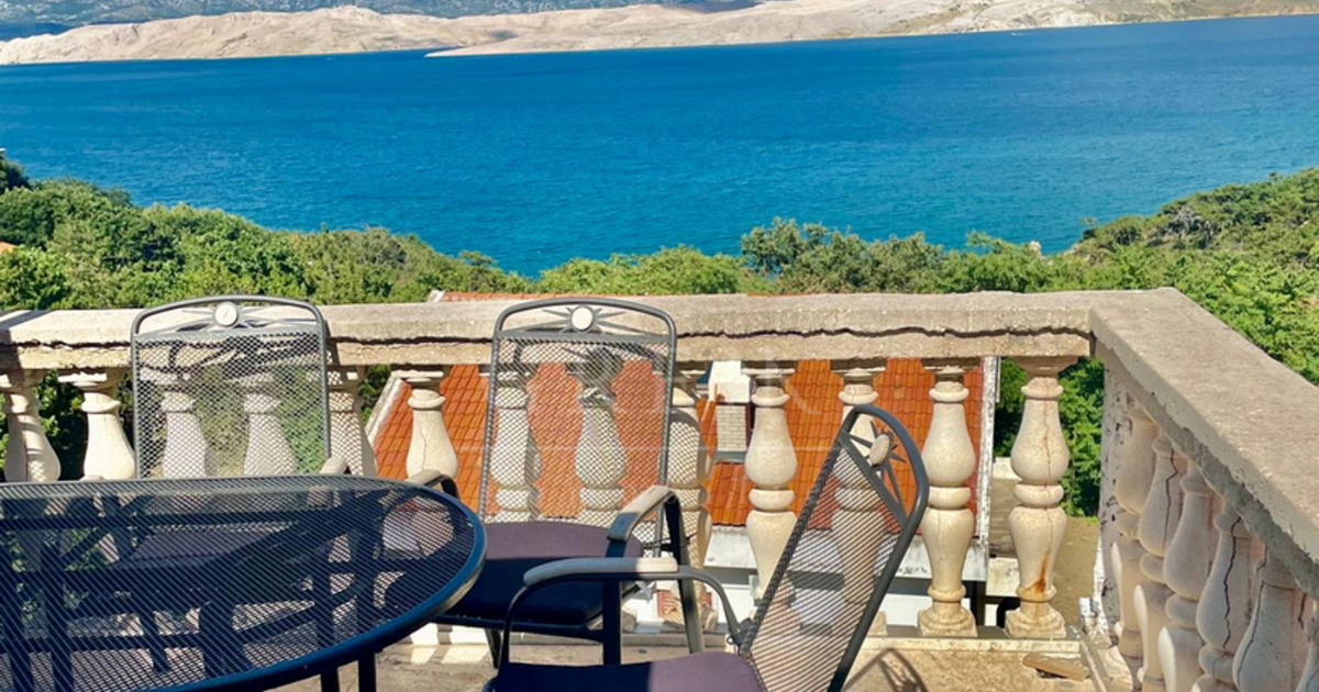 Za 130.000 eura: Stan na Pagu s dvije terase i parkirnim mjestom