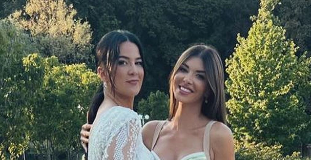 Iva Šarić podijelila fotke s vjenčanja na kojem je bila kuma: "Zajedno od rođenja"