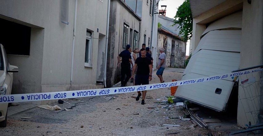 FOTO Jaka eksplozija u centru Metkovića. Ženu helikopterom prevezli u bolnicu