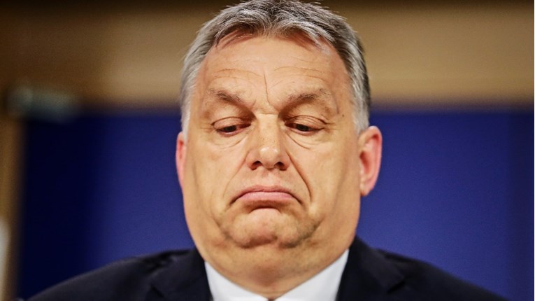 Mađarska produljila izvanredno stanje, Orbanu ostale posebne ovlasti