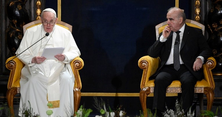 Papa Franjo prvi put kritizirao Putina