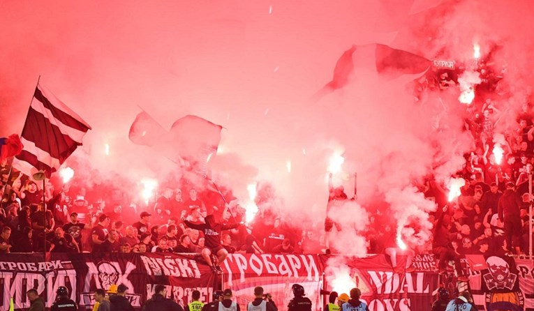 15 tisuća navijača, baklje i 102 minute igre: Partizan srušio Zvezdu za finale Kupa