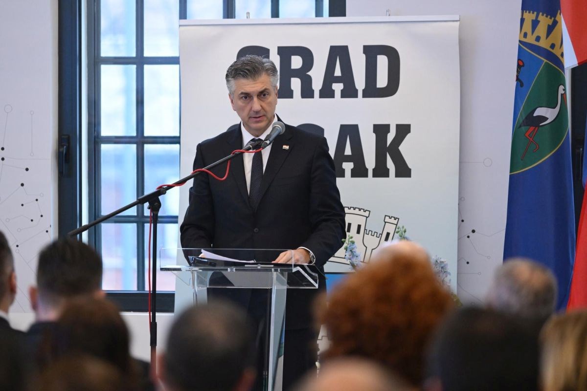 Plenković obilazi Sisak, Glinu i Petrinju uoči pete godišnjice potresa