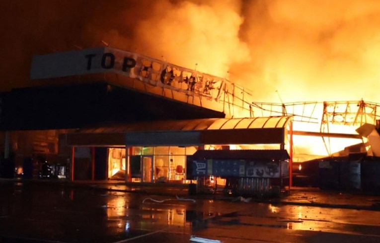 FOTO Žestoki noćni napadi na ukrajinske gradove. Ima mrtvih, deseci ranjeni