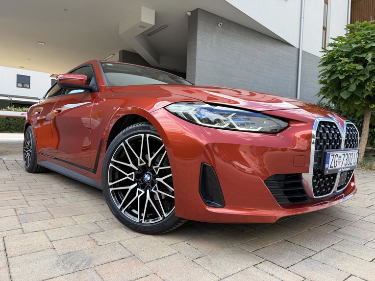 Ovaj BMW je hit na oglasima. Pogledajte što sve nudi za 34.999 eura