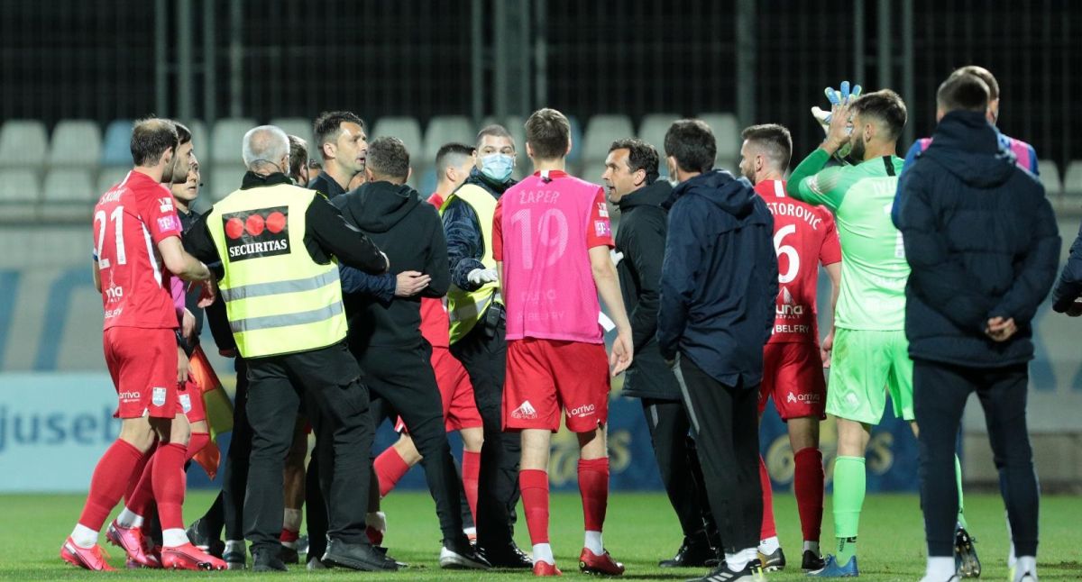 ANKETA Je li Osijek oštećen u polufinalu Kupa?