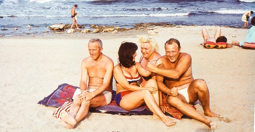 Fotka s plaže iz '70-ih šokirala ljude: "Svi su kao manekeni, a danas..."