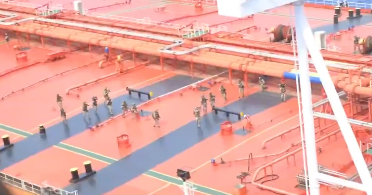 Američki specijalci upali na još jedan brod povezan s Iranom, pogledajte snimku