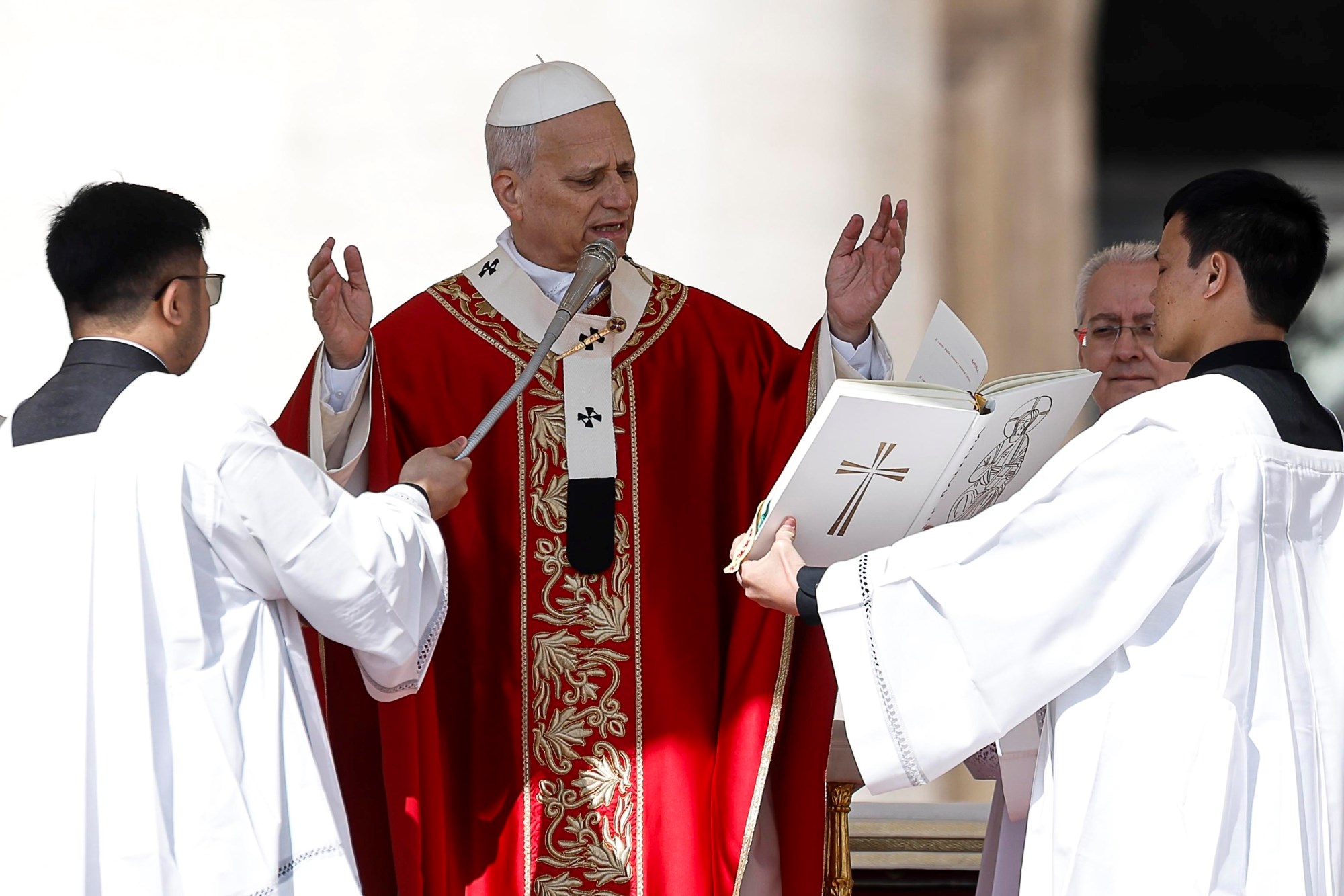 SAD napade na Iran pravda kršćanstvom. Papa: Bog ne sluša molitve onih koji ratuju