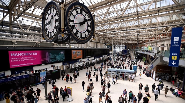Više od 50.000 britanskih željezničara ide u štrajk