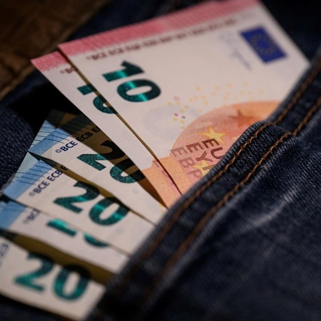 Objavljena prosječna plaća u Hrvatskoj. Dvije trećine ljudi radi za manje od toga