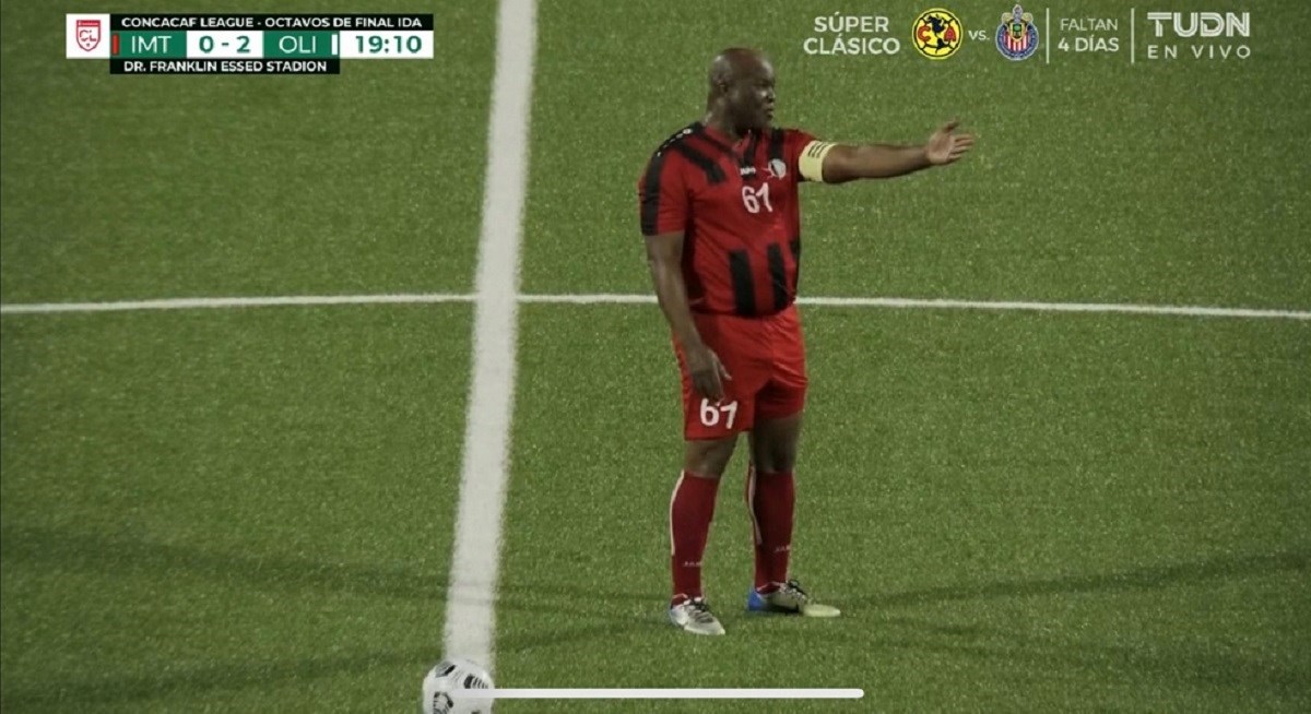 Ima 60 godina, potpredsjednik je države, otac 50 djece, osuđeni diler i nogometaš