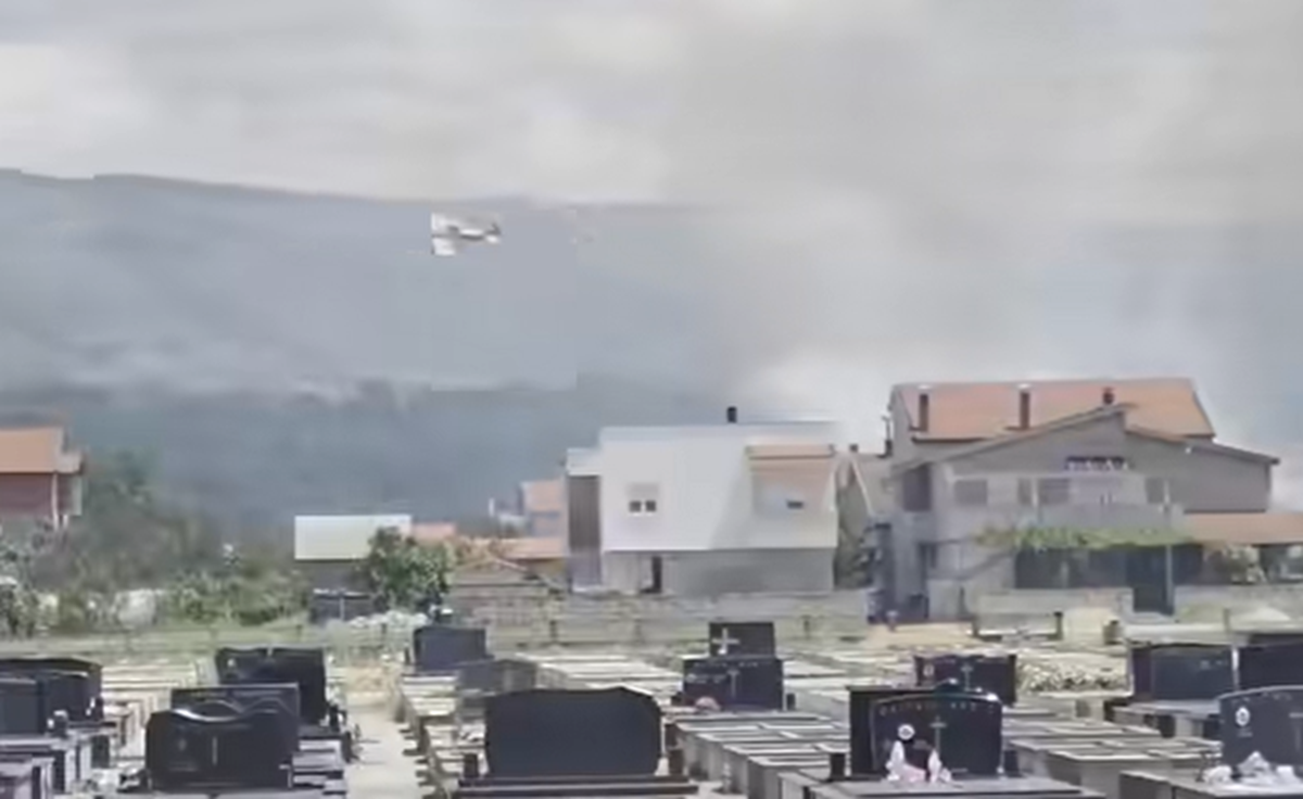 Veliki požar kod Mostara, gase ga dva Air Tractora
