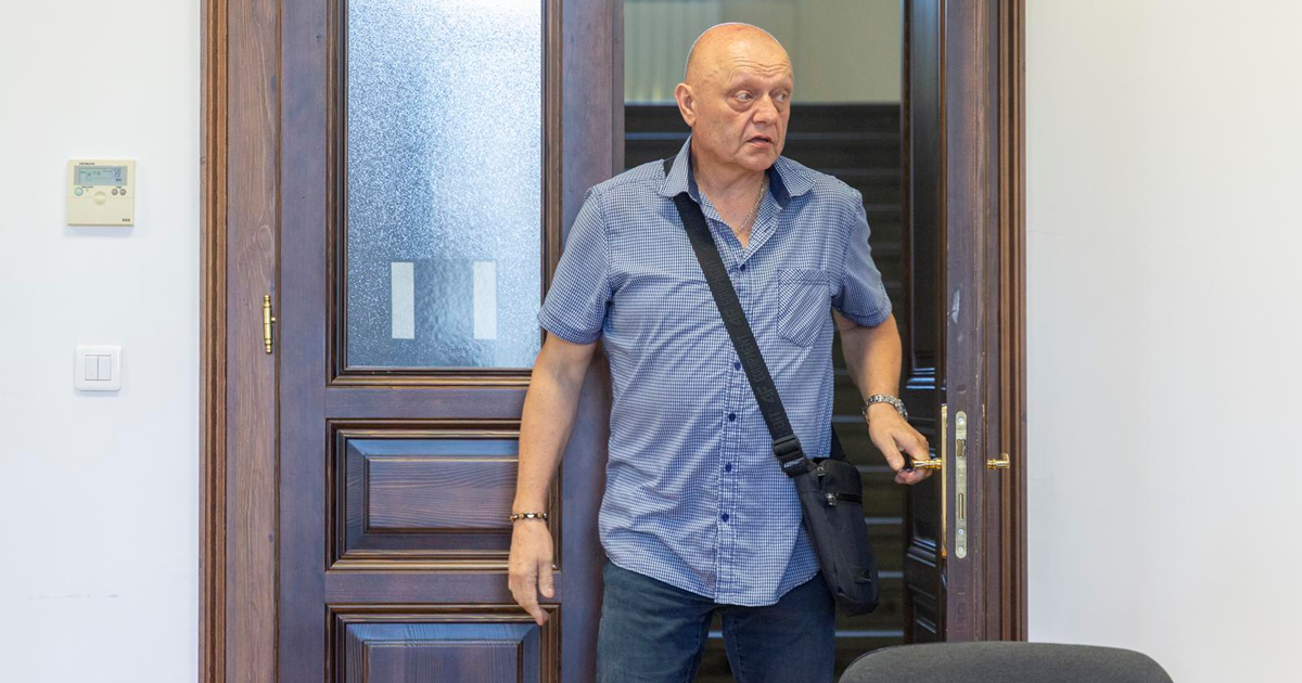 Policajac na sudu: Dekanić me nazvao i rekao "napravili smo sra*je"