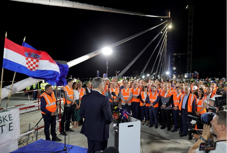 VIDEO Plenković sa sredine Pelješkog mosta: Budimo sretni, spojili smo Hrvatsku