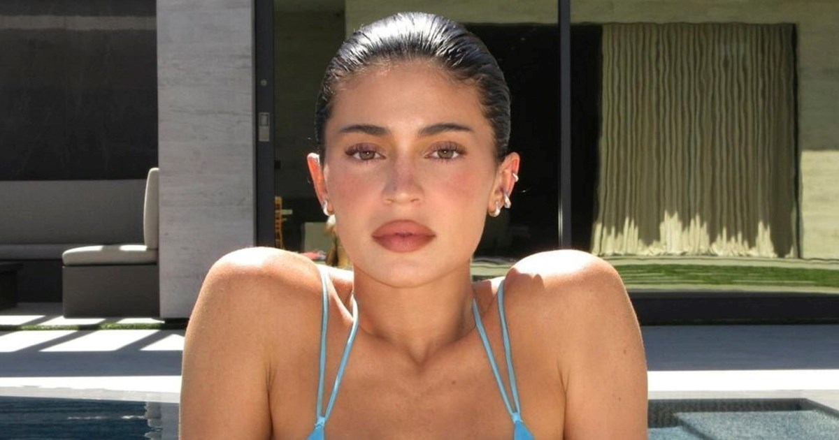 Kylie Jenner vrućim fotografijama predstavila kolekciju kupaćih kostima