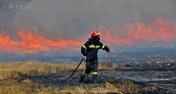 Požar bjesni najpoznatijim turskim ljetovalištem, širi se prema kućama