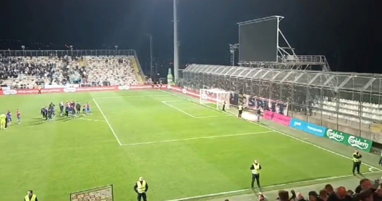 VIDEO Torcida: Svetog Duje zvona zvone da pozdrave šampione