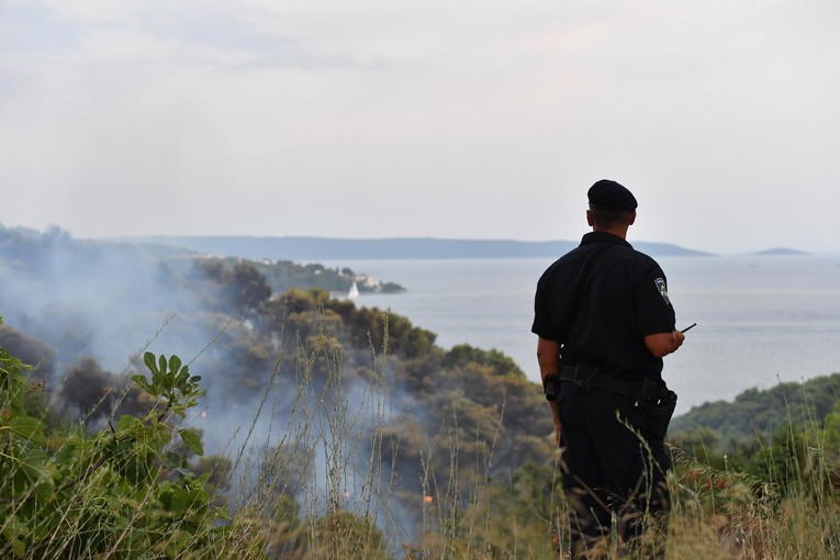 Opet planulo kod Trogira