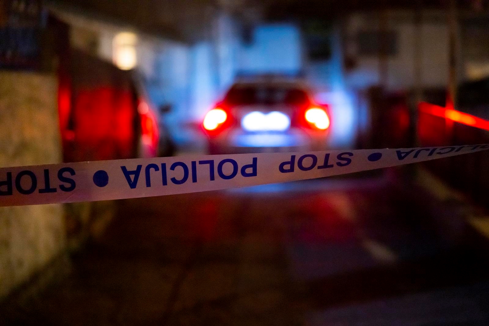 U Splitu naglo skrenuli i blokirali auto s 5 ljudi. Jednog pretukli, probali i drugog
