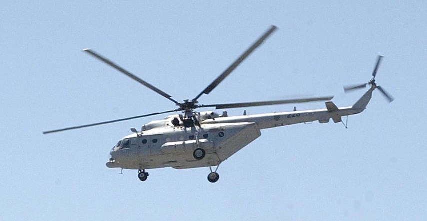 Liječnici i posada helikoptera spasili život dječaku (12) iz Udbine