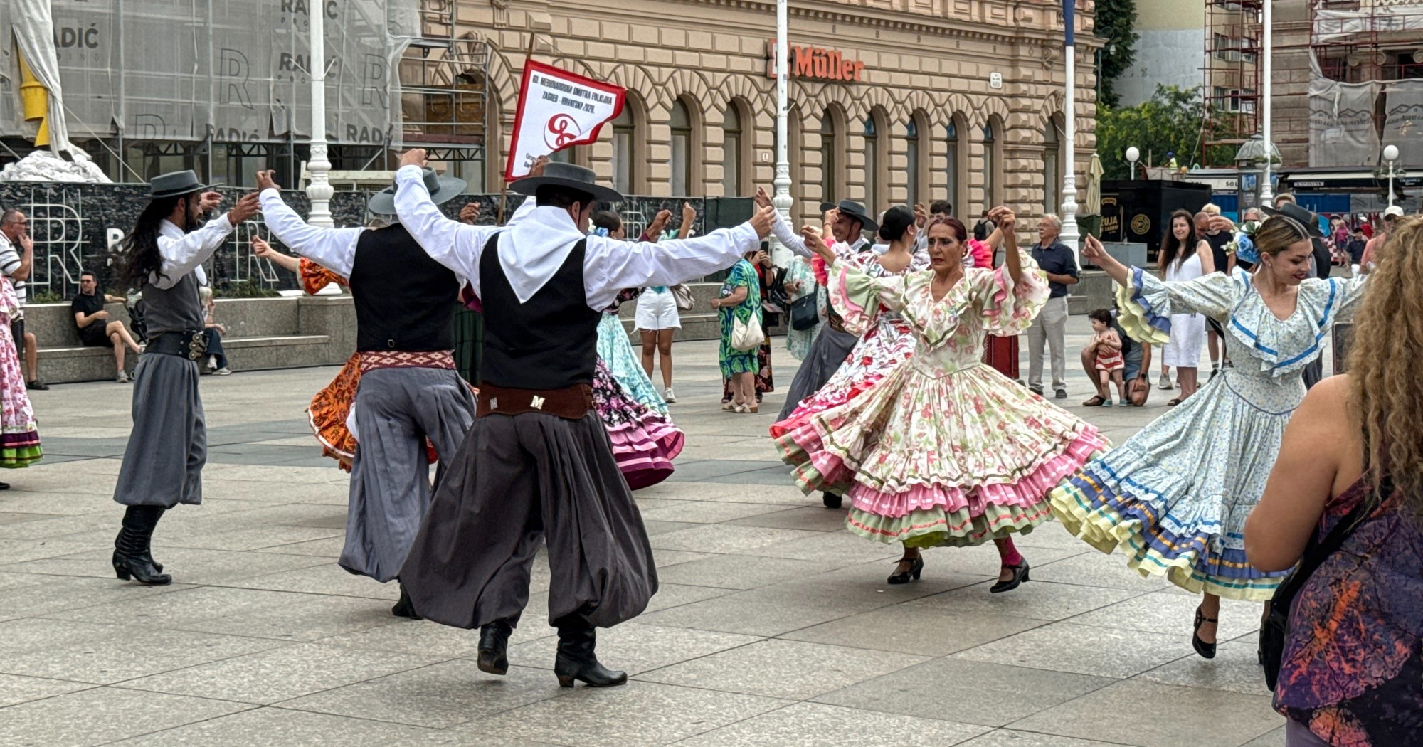 VIDEO U Zagrebu je otvorena jubilarna Međunarodna smotra folklora