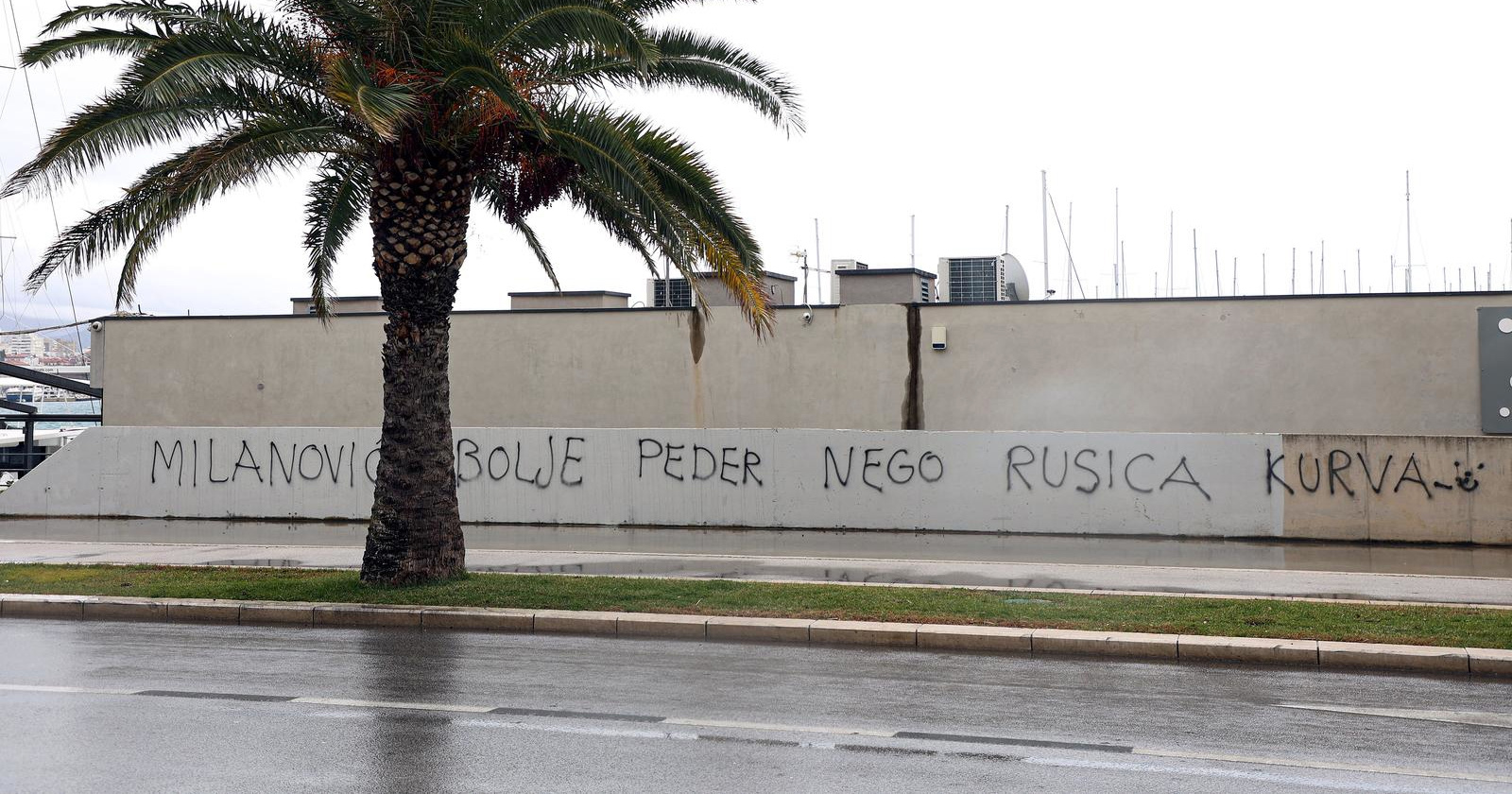 U Splitu pisao grafite protiv Milanovića i Možemo. "Platili su mi 400 eura"