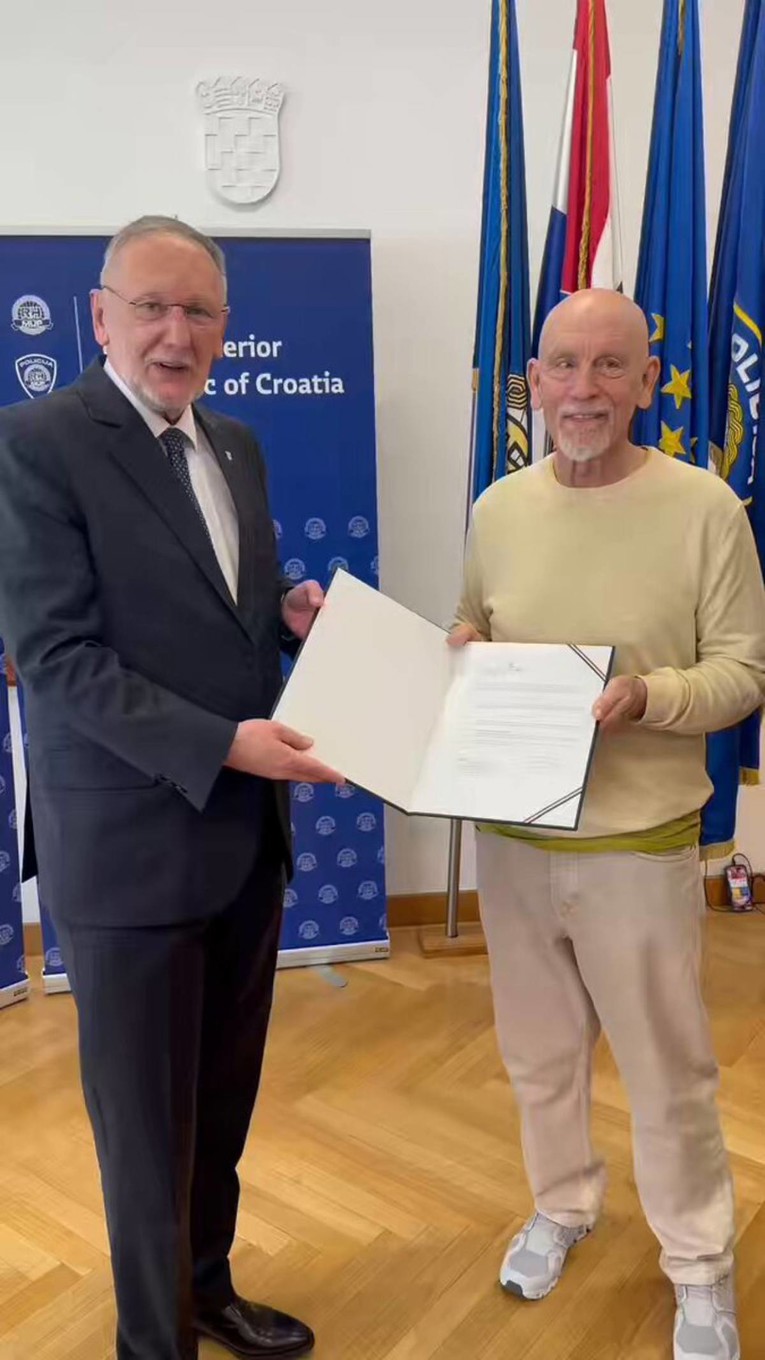 John Malkovich postao hrvatski državljanin