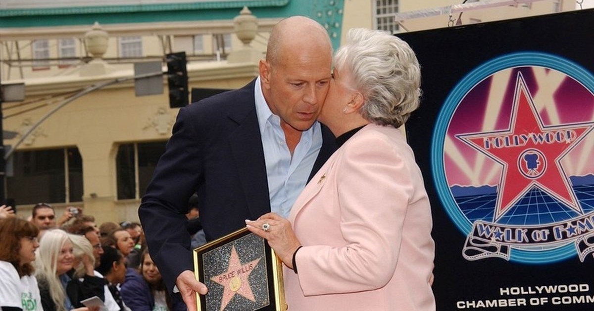 Majka Brucea Willisa o njegovom stanju: Normalan razgovor više nije moguć