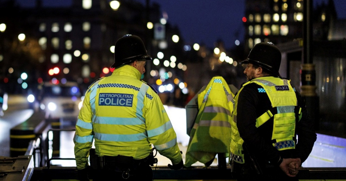 Rusija osumnjičena za podmetanje požara u Velikoj Britaniji. Traje velika istraga