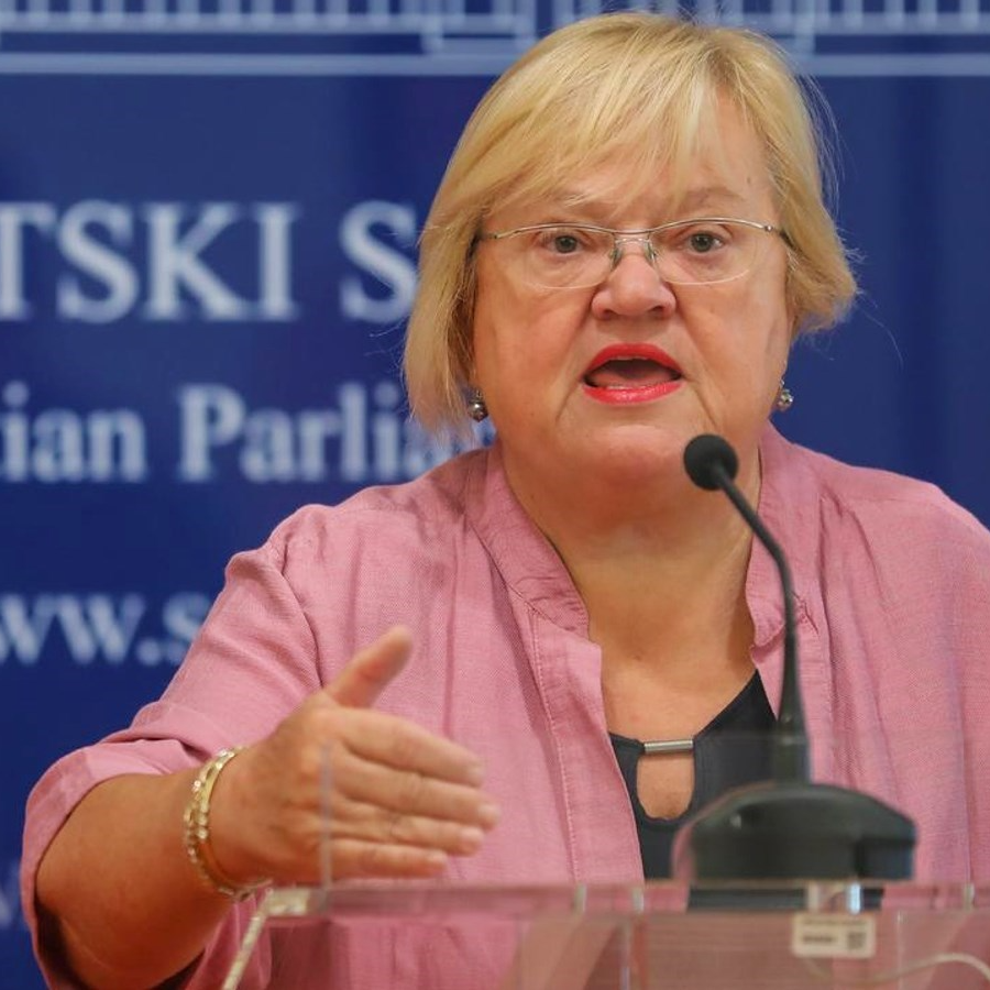 Mrak Taritaš: Umjesto roza trakica, nabavite uređaj za liječenje raka dojke