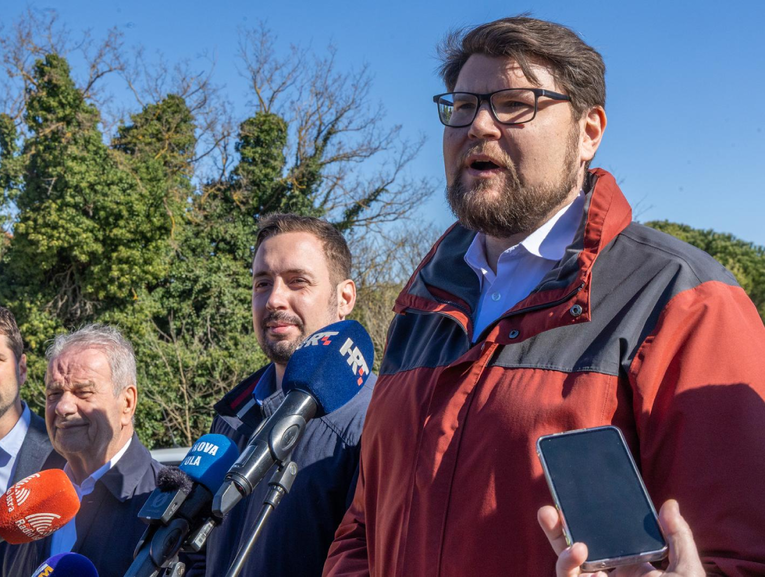 Grbin: Ispričavam se građanima