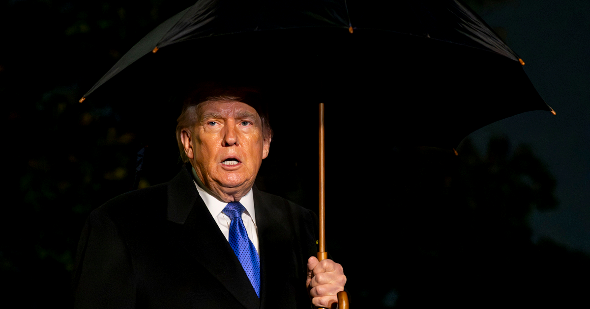 Novinarka: Obećali ste čekove od 2000 dolara Amerikancima. Trump: Kad?