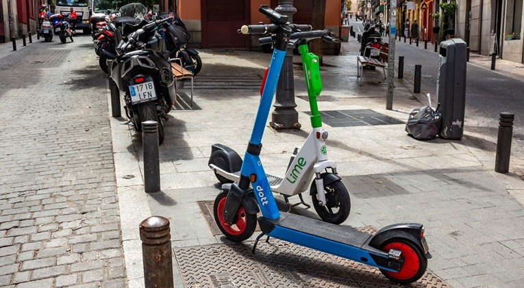 Madrid zabranjuje najam električnih romobila